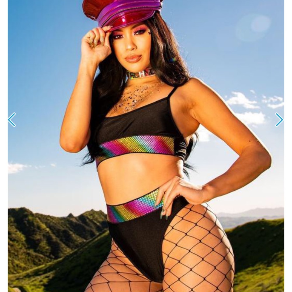 iHeartRaves Two Piece Set